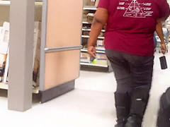 Huge Wide BBW Donk In Tight Jeans