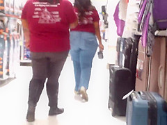 Huge Wide BBW Donk In Tight Jeans