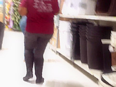 Huge Wide BBW Donk In Tight Jeans