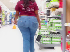Huge Wide BBW Donk In Tight Jeans