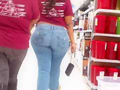 Huge Wide BBW Donk In Tight Jeans