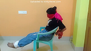 Husbad Ties Wife Escape Challenge