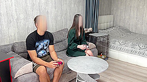 I Seduced My Friend Into Nuds , She Couldnt Resist And Fucked Me At Home With Hot Milf