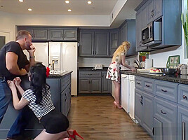 I Was Horny So I Fucked My Gfs Stepsis In The Kitchen