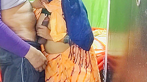 Indian Bhabhi Flirts Enjoying Devar And With Cucumber And Fucked Hard In Closeup In Hindi Audio