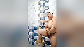 Indian Chubby Girlfriend Taking A Selfie Video While Bathing For Her Boyfriend