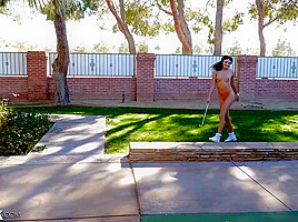 Innocent Nudist Golf Groupie With Intense Cunilingus And Hot Blowjob