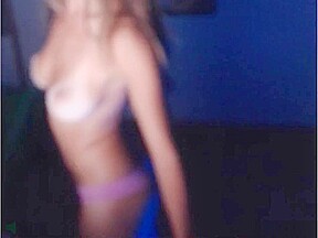 Italian girl on webcam