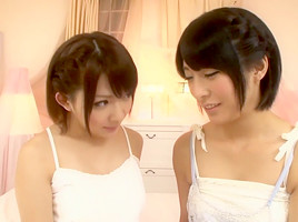 Japanese Lesbian Girlfriends, Miku