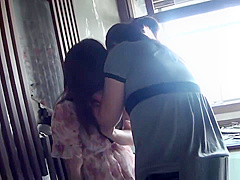 Japanese babe strapon fux