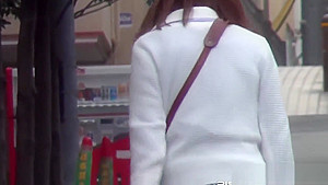 Japanese skank pissing