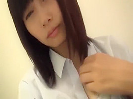 Japanese teen 18+ makes a video of herself masturbating at home 