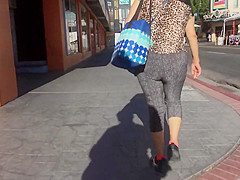 Juicy Mature Latina Butt Vid 001