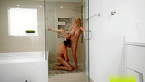 Khloe Capri And Alexis Fawx Amazing 3way In Shower Room