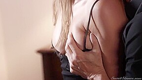 Lascivious Cougar Incredible Sex Scene
