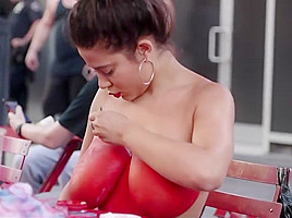 Latina bodypaints he rhuge tits in public