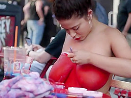 Latina bodypaints he rhuge tits in public