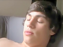 Latino Bulge Boy