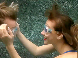 Lesbians underwater sex