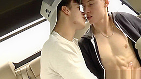 Limousine Boys - Skater Boys in Hot Action