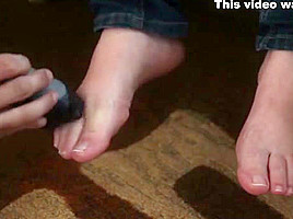 Little piggies get a shave - pampered feets