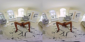 Luna Corazon in Interesting Book - RealJamVR