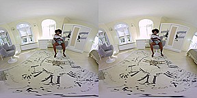 Luna Corazon in Interesting Book - RealJamVR