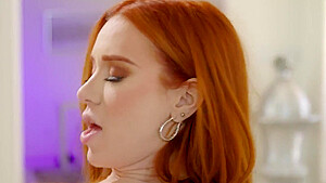 Madison Spears In Shameless Lesbos Incredible Xxx Clip