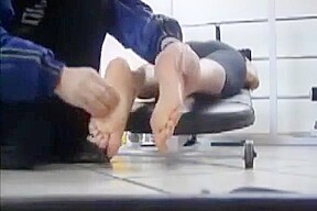 Massage feet soles