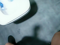 Masturbating In Secret And Squirting In A Bar Public Restroom - Wet Kelly