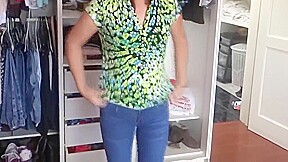 Mature Her Big Ass In Jean, Fingering, Masturbatio
