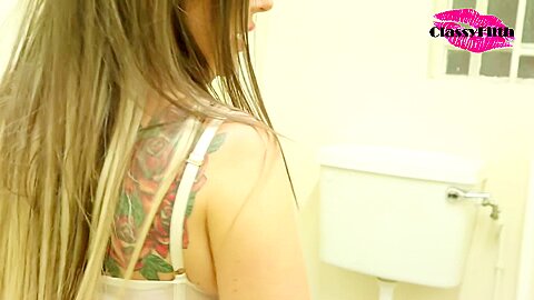 Meets A Strange Guy In The Toilet And Ends Up Pissing Herself With Classy Filth