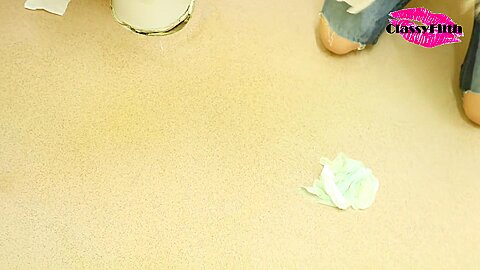 Meets A Strange Guy In The Toilet And Ends Up Pissing Herself With Classy Filth