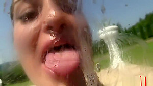 Mellow Rahyndee James giving very hot blowjob