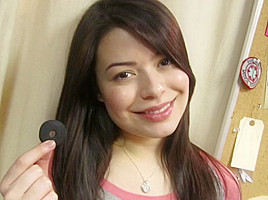 Miranda Cosgrove jerk off challenge