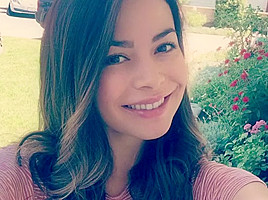 Miranda Cosgrove jerk off challenge