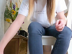 Mistress Kaisy - Lick My Sneakers