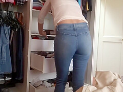 My Wifes Friend Showing Off Her Ass Before A Threesome