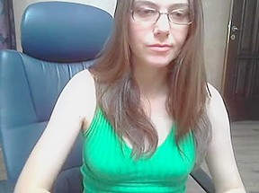 Nerdy Brunette Camgirl Fingers Her Aching Twat And Moans Wi