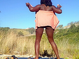 Novinha D Bunda Gostosa Tribal Mijando Nas Montanhas Depois De Foda Gostosa
