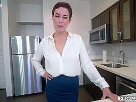 Olive Sucked Down Tonys Inexperienced Cock