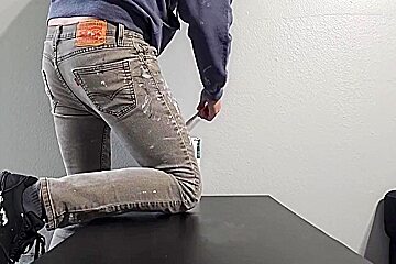 Painter Needs A Dildo & Hands Free Cum Break - Frankie Labido - Gay Boy