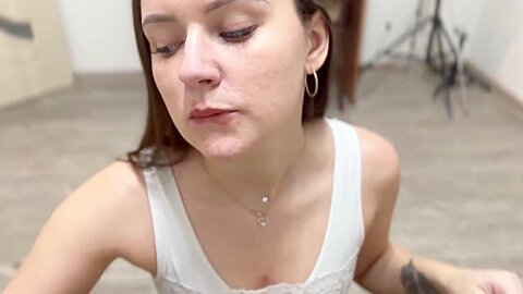 Paren Izmenil Zhene S Krasivoi Eskortnicei I Konchil V Ee Kisku