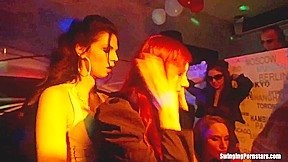 Party Chicks Have Fun In The Club