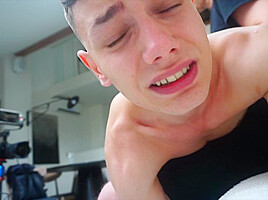 Pig boy gives Muscle pup a burning hot ass