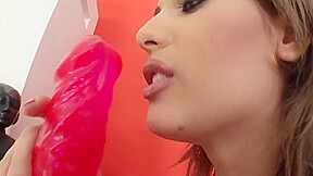 Pornstar Gets Aroused To The Stars With Her - Regina Ice