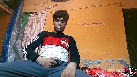 Pre cum licking and bed fuck Indian boy porn - PissVids