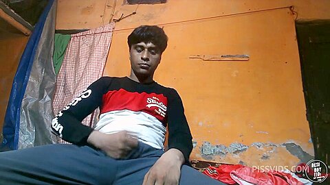 Pre cum licking and bed fuck Indian boy porn - PissVids