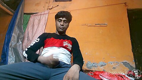 Pre cum licking and bed fuck Indian boy porn - PissVids