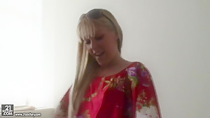 Pretty chick Sophie Moone grets new shoes